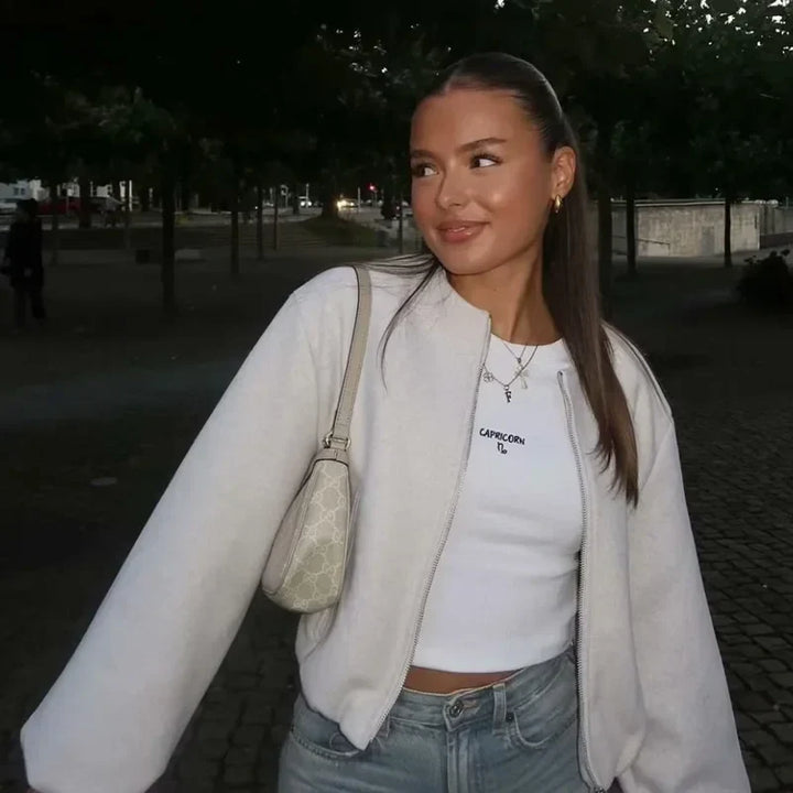 Angela | Damen Locker geschnittene Jacke mit Reißverschluss vorne