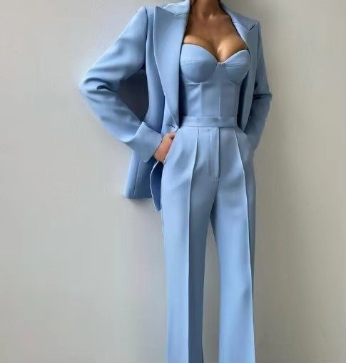 Marlene | Damen Dreiteiliges Mintgrünes Blazer-Set Korsett-Top Schlaghose